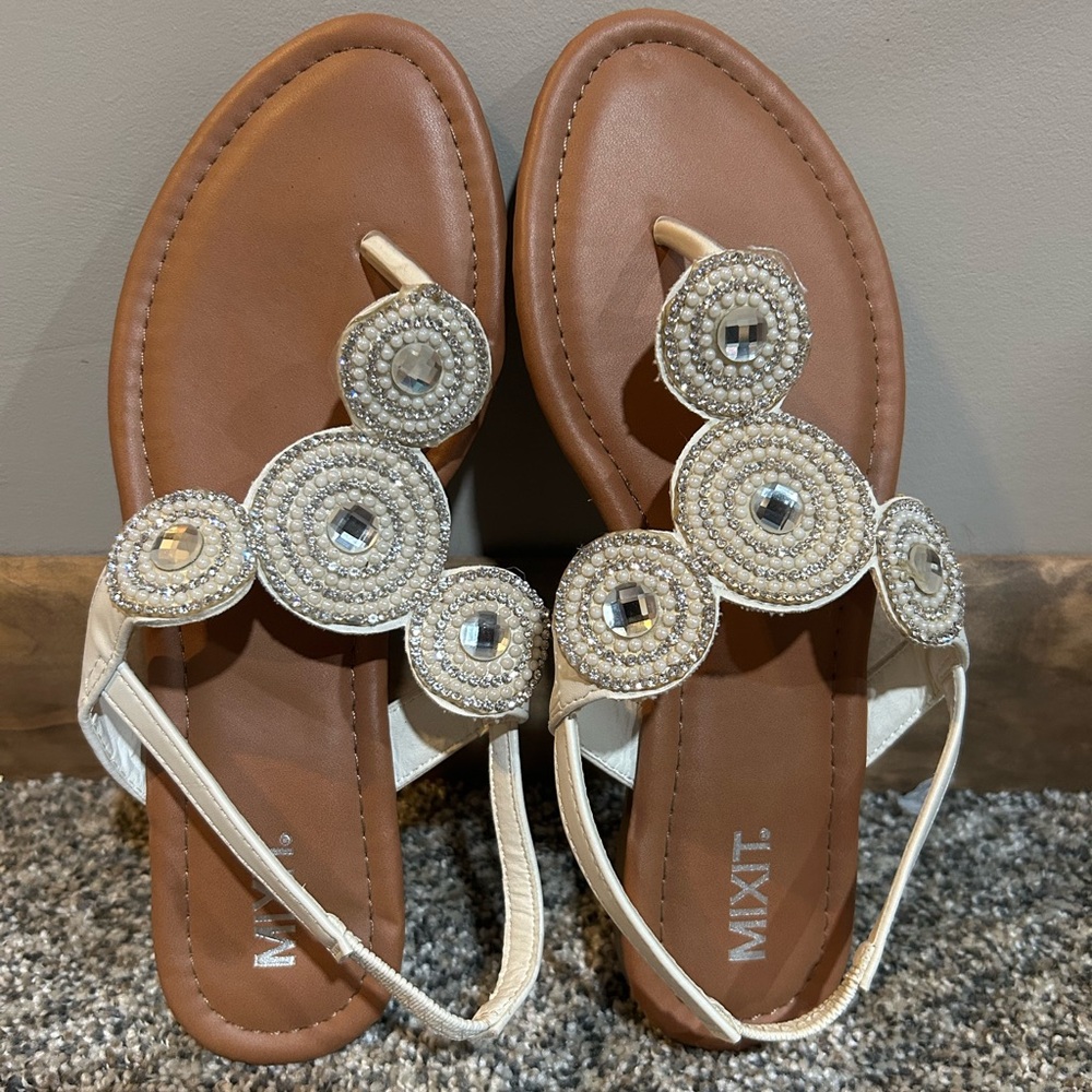 Women's Beaded Flat Sandals